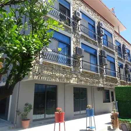Pirlanta Butik 3* Çeşme