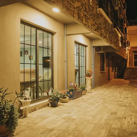 Pirlanta Butik Кешме