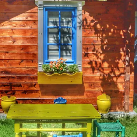 Pirlanta Butik Отель Кешме