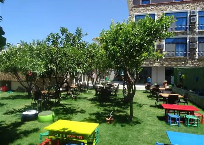 Pirlanta Butik فندق 3*